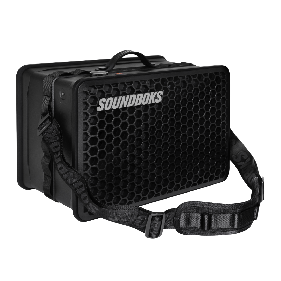 SOUNDBOKS Go with a carrier strap with a padded shoulder section for added comfort from the side